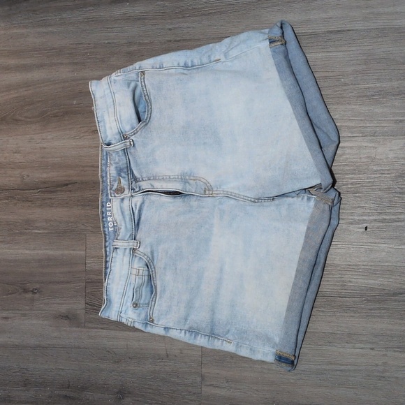 Torrid 5" Denim Shorts Sz 14 Vintage Stretch Light Wash High Rise - Picture 5 of 8
